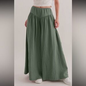 08 Gauze Shirring Detailed Wide Pants